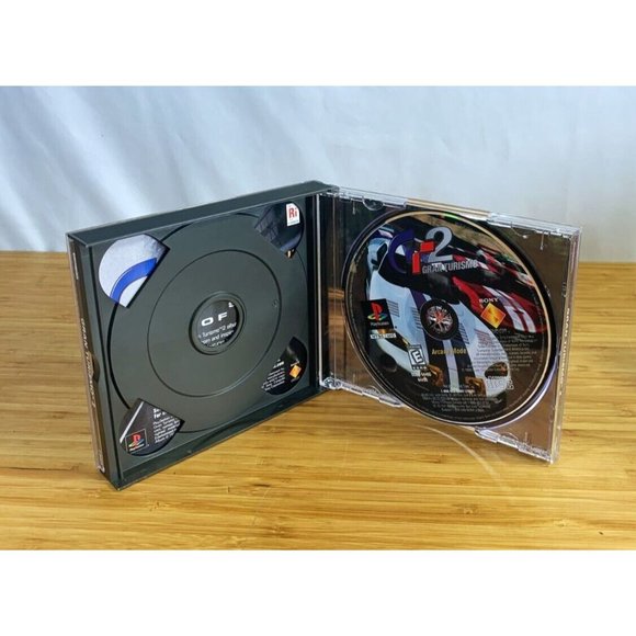 Gran Turismo 2 Double Disc Set PS1 Complete w/ Manuals - Picture 3 of 3